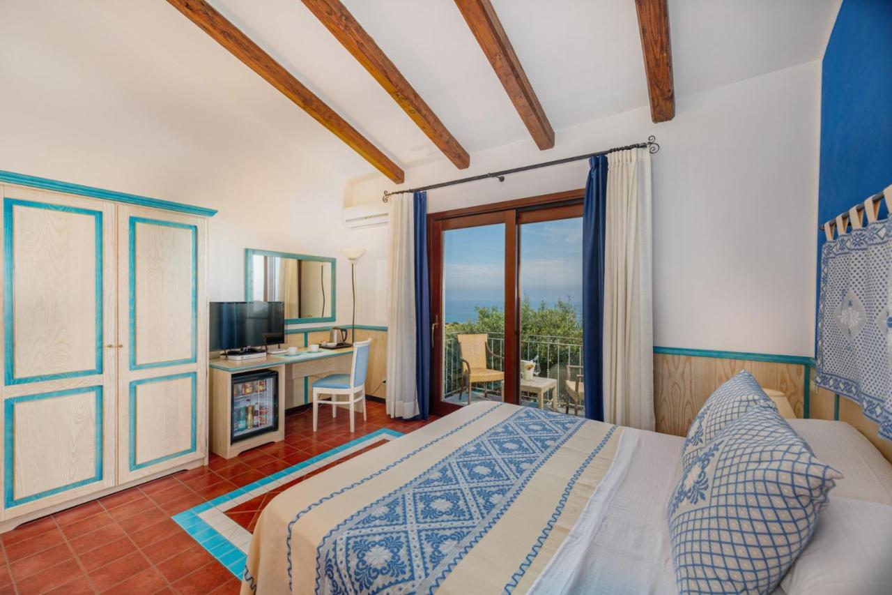 فندق Il Borgo Bagabaga - Exclusive Country Retreat كاستيلساردو المظهر الخارجي الصورة
